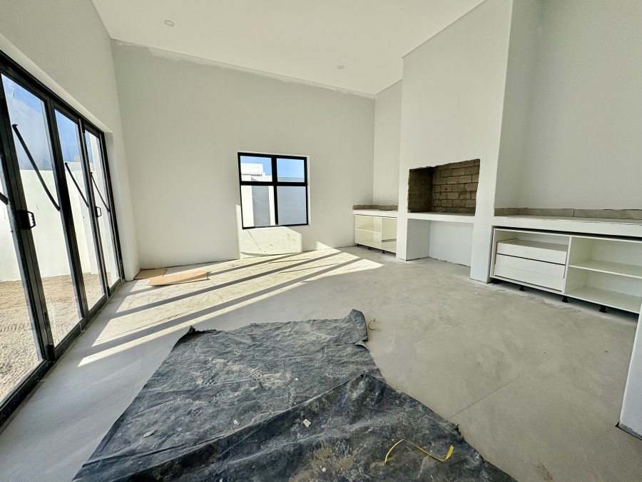 4 Bedroom Property for Sale in Sandown Western Cape